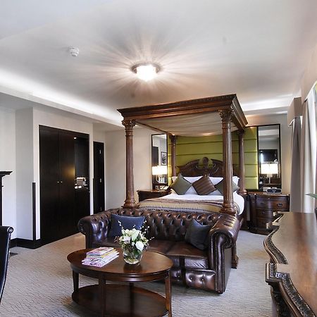 Montcalm Brewery, London City Екстер'єр фото A suite at the hotel