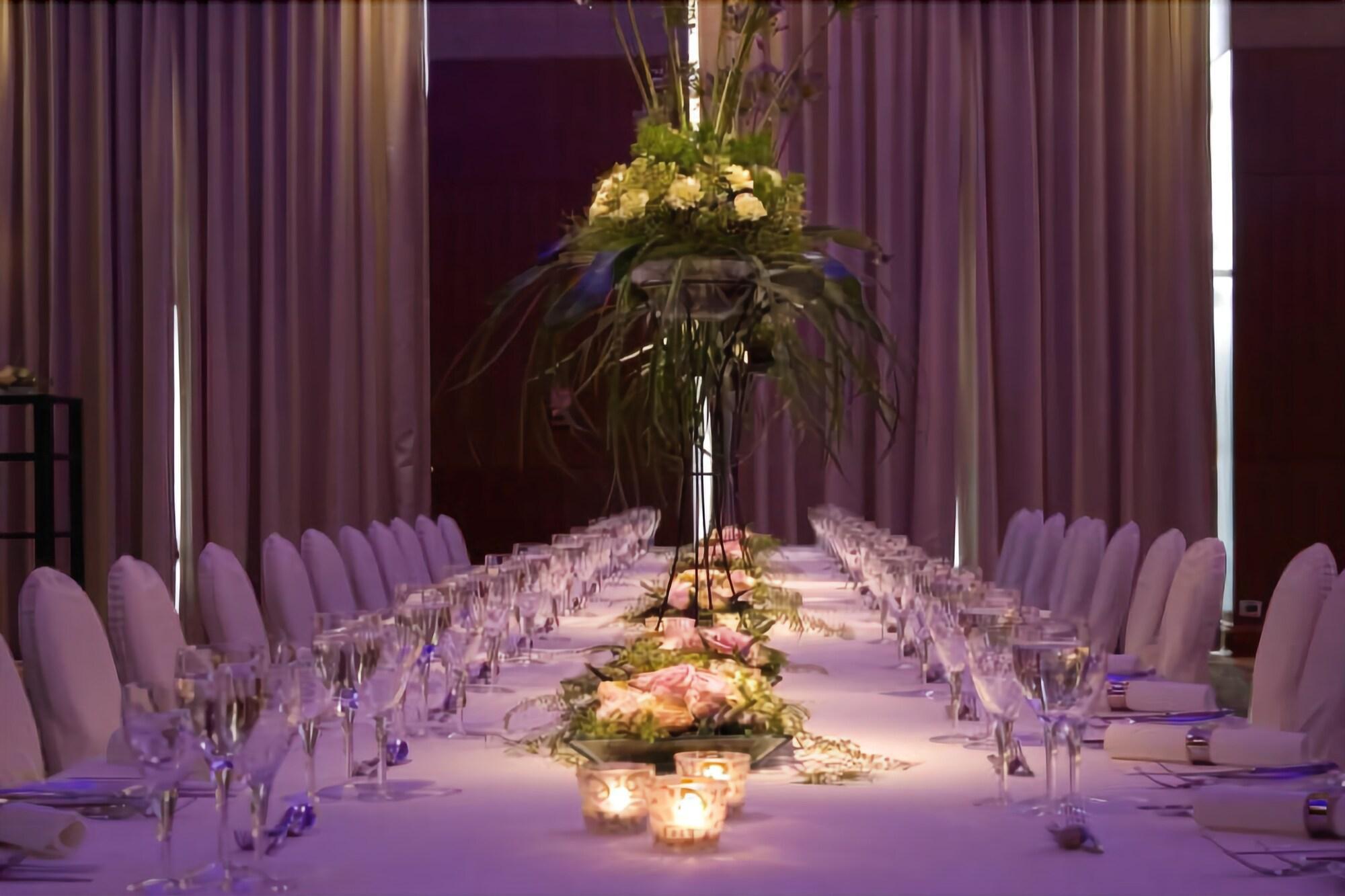 Montcalm Brewery, London City Екстер'єр фото The table at the 2008 Nobel Prize dinner