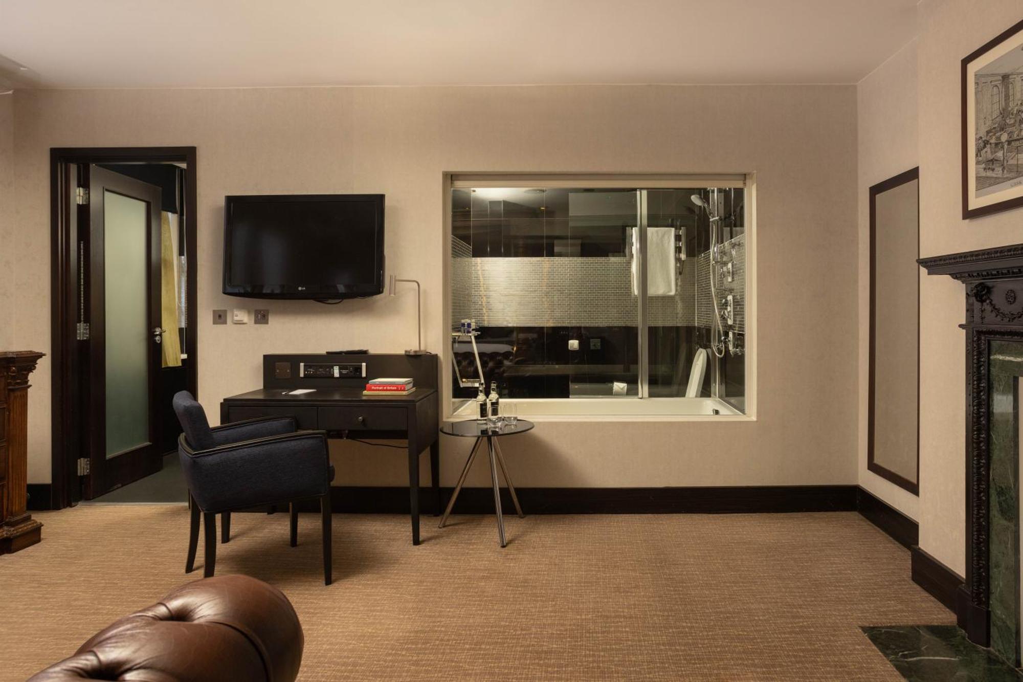 Montcalm Brewery, London City Екстер'єр фото A room at the hotel