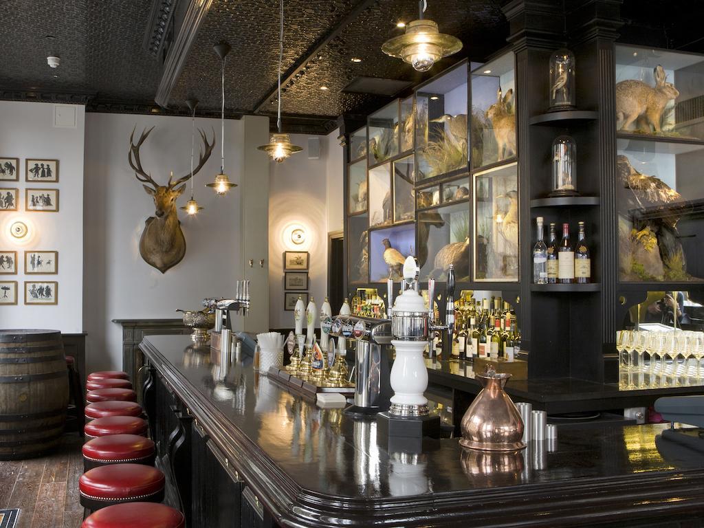 Montcalm Brewery, London City Екстер'єр фото The bar at the Old Fashioned